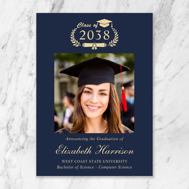 Klassisk vapenblå guld foto collegeexamen meddelande (Classic Crest Blue Gold Photo College Graduation Announcement)
