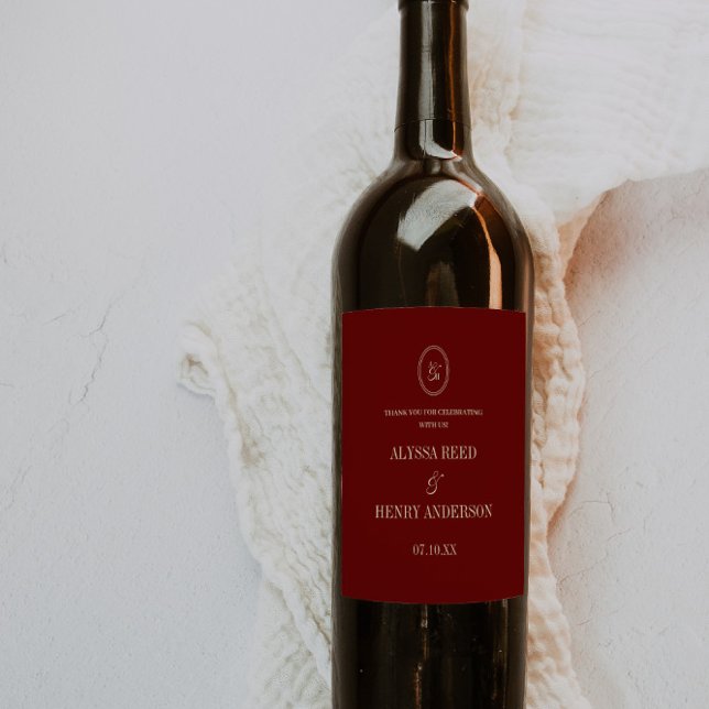 Klassisk vinröd monogram bröllop tack vinflaska etikett (Skapare uppladdad)