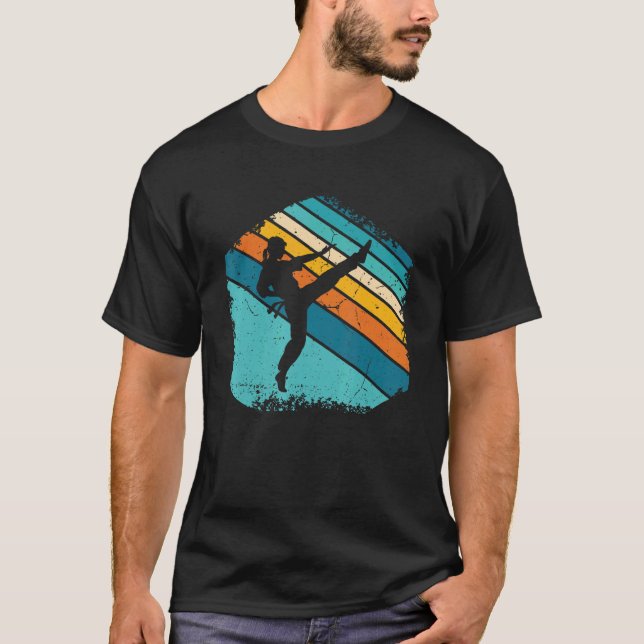 Klassisk Vintage Spark Karate T Shirt (Framsida)