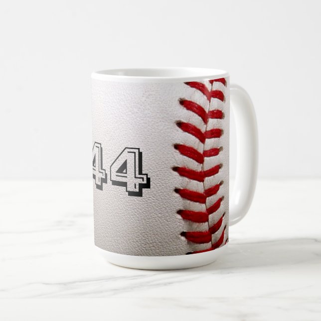 Klassisk vit baseboll med anpassat tröjnummer kaffemugg (Framsida höger)
