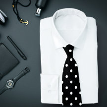 Klassisk vit Polka Dot Mönster på Black Tie