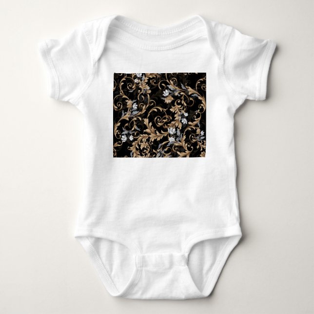 Klassiska barockblommor: svart bakgrund. t shirt (Framsida)