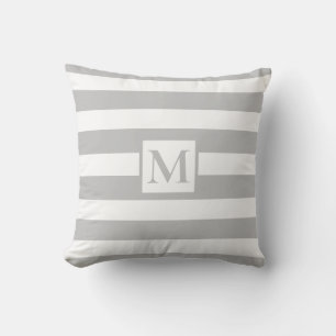 Klassiska mjuka grått- vita remsor Monogram Kudde