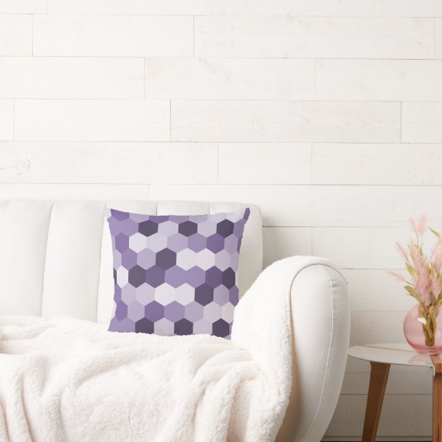 Klassiska skuggor av Lavendar Hexagonal Geometric Kudde (Soffa)