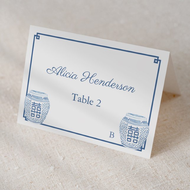 Klassiskt blått och vitt Bröllop-platskort Bordsnummer (Individual place card design featuring dark blue and white ginger jars and greek key pattern)