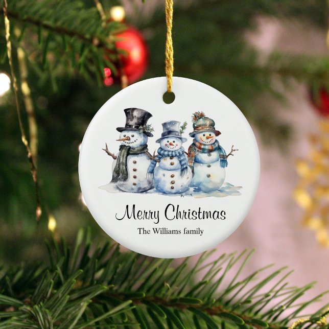 Klassiskt God jul, vattenfärg Snögubbe Julgransprydnad Keramik (Decorate your Christmas tree with this personalized ornament to make your holiday even more special.)