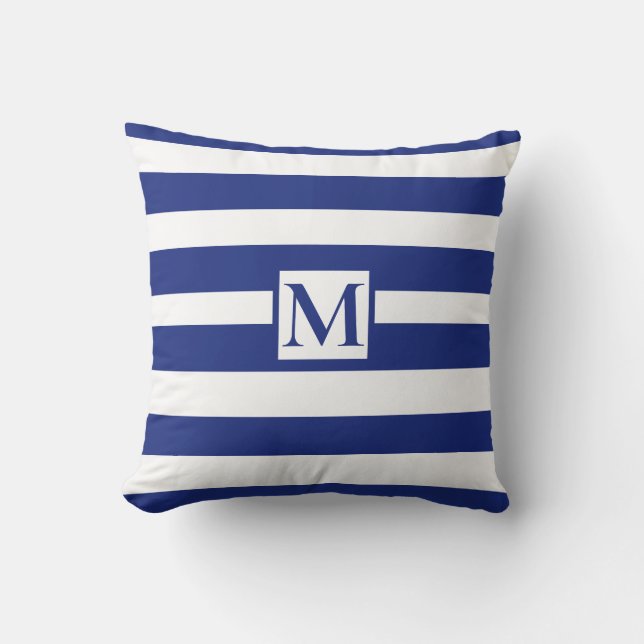 Klassiskt marint blåvita remsmonogram kudde (Framsida)