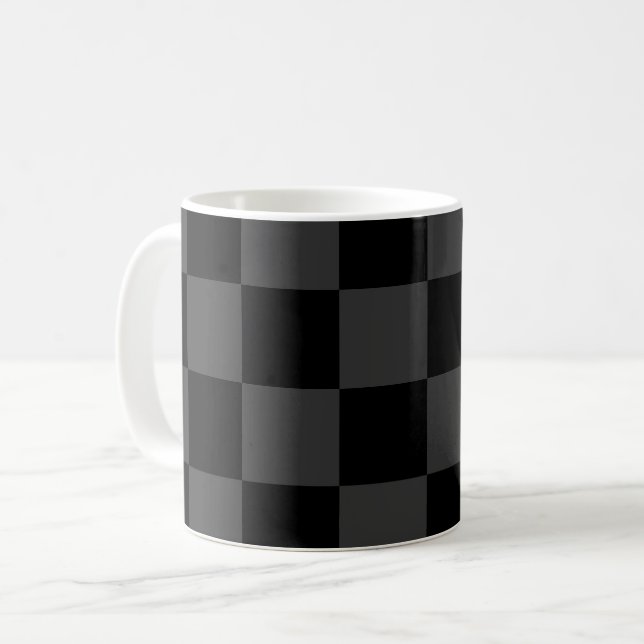 Klassiskt Modern Black & Smoky Black Checkerboard Kaffemugg (Framsida vänster)