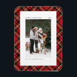 Klassiskt rödfärgat foto Mönster God jul Magnet<br><div class="desc">Ta med dig en gnutta helgdag till ditt hem med Anpassadet Photo jul Magnet! Med den här magneten får du perfekt att visa omhuldade minnen. Du kan anpassa den med ditt favoritfoto, skapar det som ett unikt tillägg till din helgdag-dekoration. En idealisk gåva till familj och vänner - skapa minnesvärda...</div>