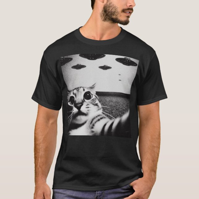 Klassiskt underbart Alien Cat UFO T Shirt (Framsida)
