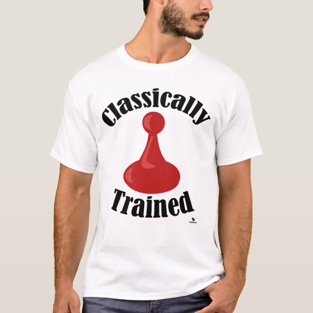 Klassiskt Utbildad Brädspelsversion Motto T Shirt (Framsida)