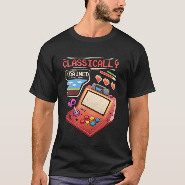 Klassiskt utbildad Retro Arcade Gamer Pixel Art T Shirt (Framsida)