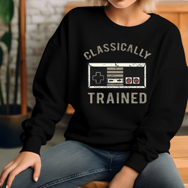 Klassiskt utbildad T-Shirt (Skapare uppladdad)
