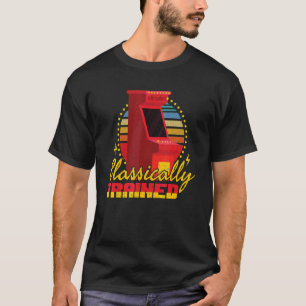 Klassiskt utbildat spel för spelaråterloppsspel t shirt
