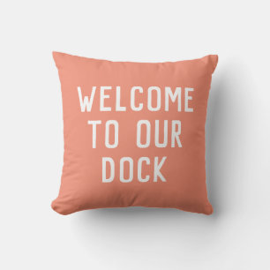 klassiskt VÄLKOMMEN TILL VÅR DOCK-typografi + ANCH Kudde