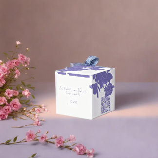 klassvit och lila blomma presentaskar