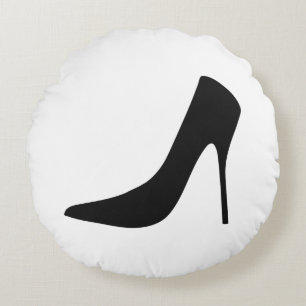 KLASSY BLACK HÖGA HEEL SHOES AND POLKA DOTS RUND KUDDE