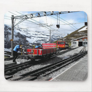 Kleine Scheidegg-station i Schweiz Musmatta