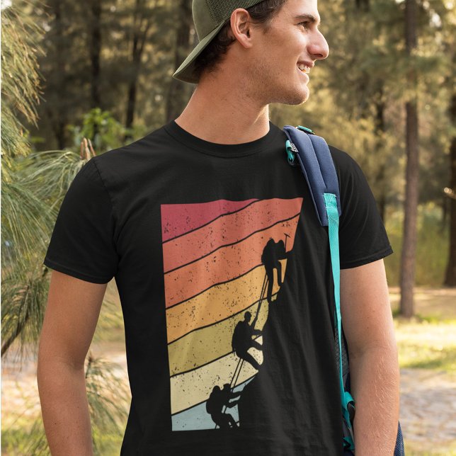 Klimer Silhouette på Distress Rainbow T Shirt (Skapare uppladdad)