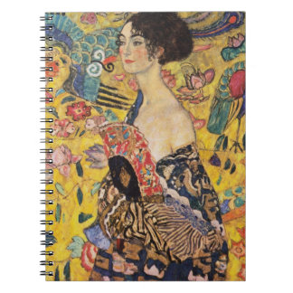 Klimt Dam med Fläkt Fine Art Art Anteckningsbok Med Spiral