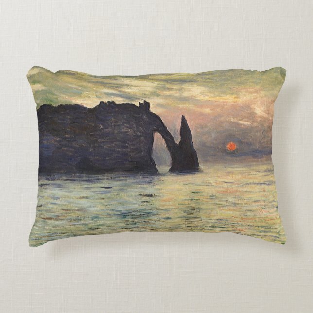 Klippan Etretat, solnedgång av Claude Monet Prydnadskudde (Framsidan)