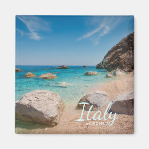 Klippor på stranden Cala Mariolu på Sardinien, Ita Magnet