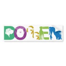 Klistermärke med Doggen alfabetet. Så det funkar o