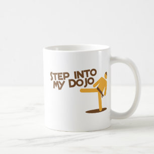 kliva in i min design för dojokatatestridighet kaffemugg