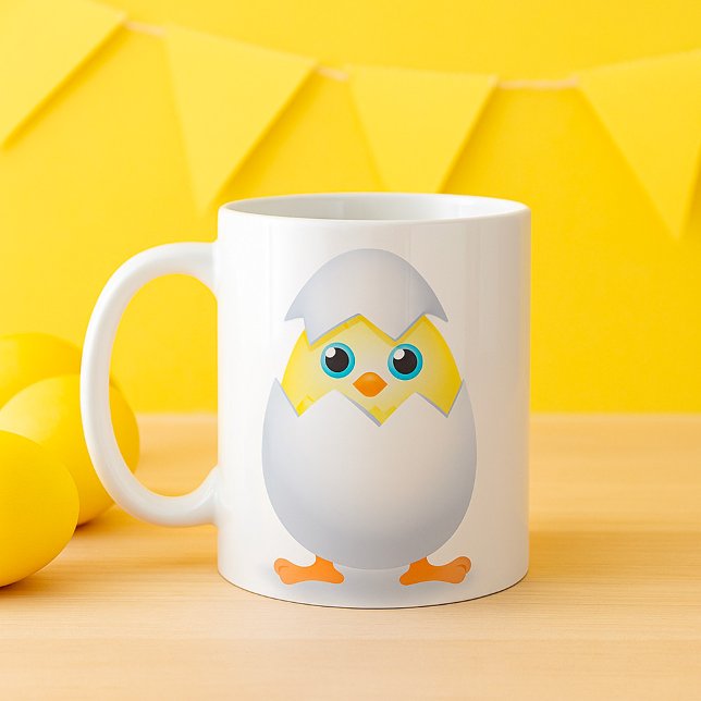 Klivande kyckling Gul bebis kyckling i äggskal Kaffemugg (Skapare uppladdad)