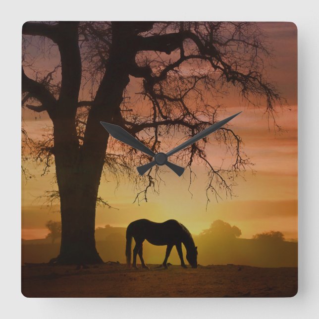 Klock för prisvinnande häst fyrkantig klocka (Framsida)