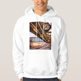 Klocka vid station hoodie