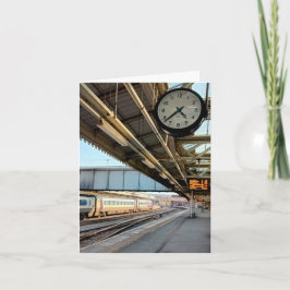 Klocka vid station kort