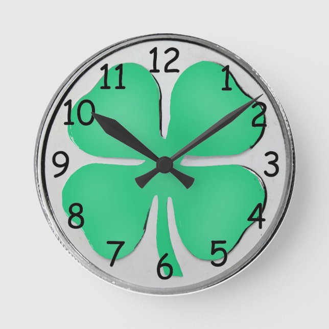 Klöver Irish Wall Clock Rund Klocka (Framsida)