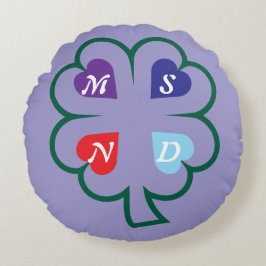 Klöver med hjärtan rund kudde