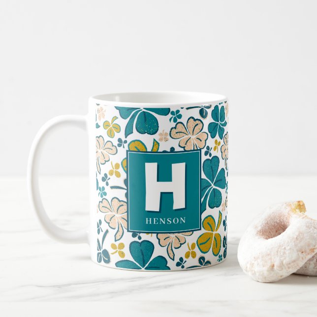 Klöver Shamrock Monogram St. Patrick's Day Kaffemugg (Med munk)