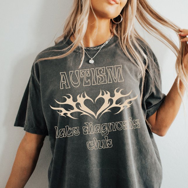 Klubb för försenad diagnostik för autism | Egentli T Shirt (Skapare uppladdad)