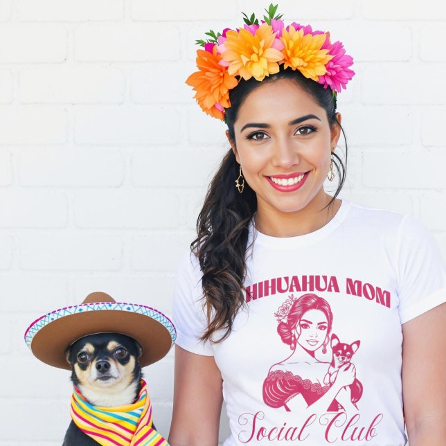 Klubben Chihuahua Hund Mamma Social Kvinnor T Shirt (Chihuahua Dog Mom Social Club Women T-Shirt.)