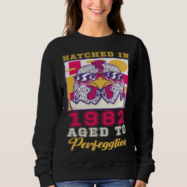 Kluven 1982 Åldrad till Perfektion T Shirt (Framsida)
