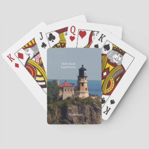 Kluven stenfyr som leker kort casinokort