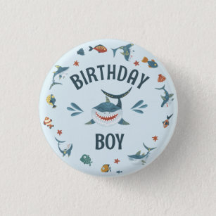 Knapp för Cute Blue Shark Théed Birthday Boy