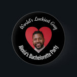 Knappen för Luckiest Guy Bachelorette Party Pin Knapp<br><div class="desc">Fira det snart gifta parets kärlek och humor med vår "World's Luckiest Guy" Bachelorette Party Badge Pin! Detta roande och personlig tillbehör är perfekten som komplement till alla bachelorette-fester,  vilket tillför lite roligt och lek till festligheterna.</div>