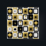 Knappen Retro Glamora Guld Knapp<br><div class="desc">Vad är svart och vitt och guld? Det är Retro Glamous Guld-knapp. Den moderna designen i mitten av århundradet har ett nät av sofistikerat bilder. Det finns en blandning av och matcha mönster av mod blommor, stjärnor, martini-glas och imponerande stjärnor på svarta, vita och guld bakgrunder. Den här designen är...</div>