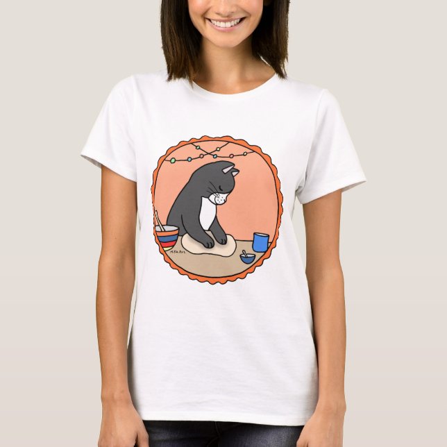 Kneading Cat Baker Baking Älskare Tuxedo cat-älska T Shirt (Framsida)
