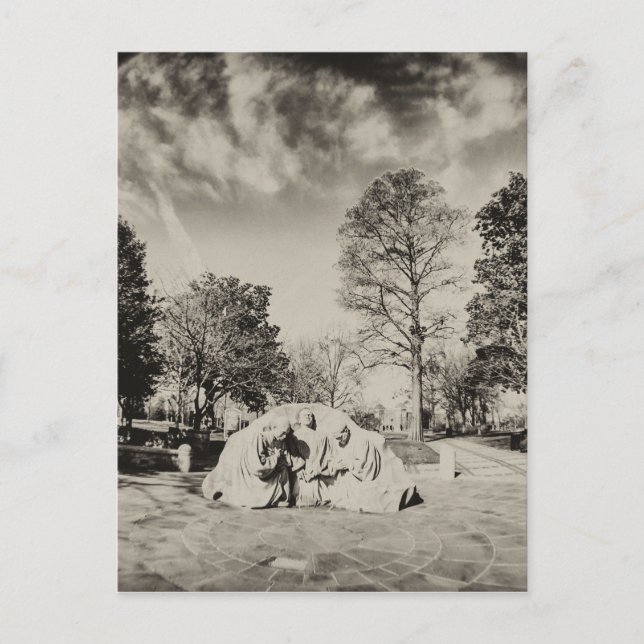 Kneeling-ministrar i Kelly Ingram Park - B&W Vykort (Framsida)