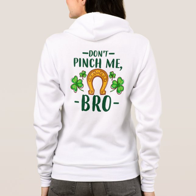 Kniffa mig inte bro St. Patrick's Day Design-61108 T Shirt (Baksida)