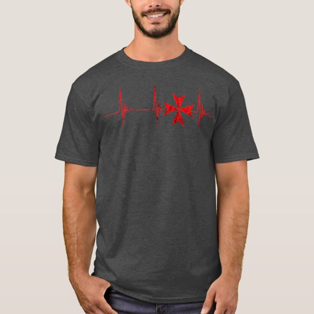 Knight Hospitaller Maltese Kor Heartslag EKG T Shirt (Framsida)