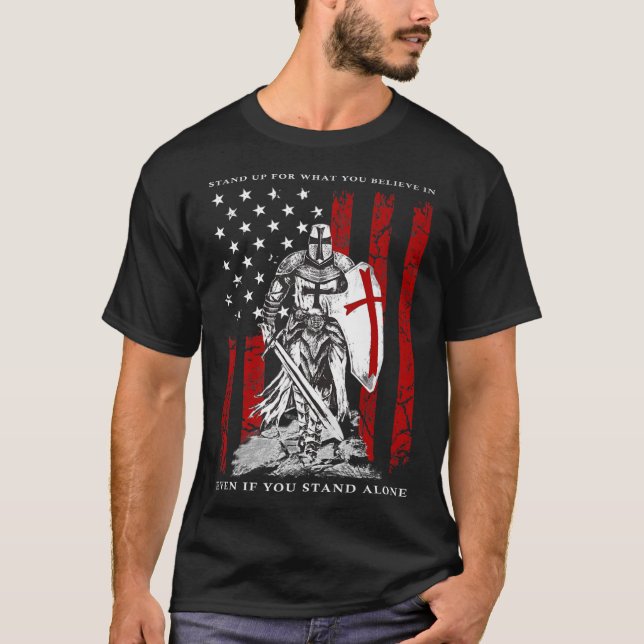 Knight Templar American Flagga T Shirt (Framsida)