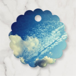 Knip av moln gåvor etiketter