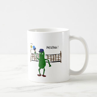 Knipa som leker Pickleball urinnevånarekonst Kaffemugg
