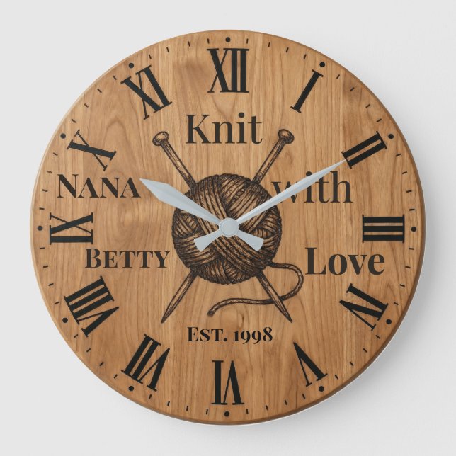 Knit with Love Wall Clock | Custom Name & Year  Stor Klocka (Framsida)